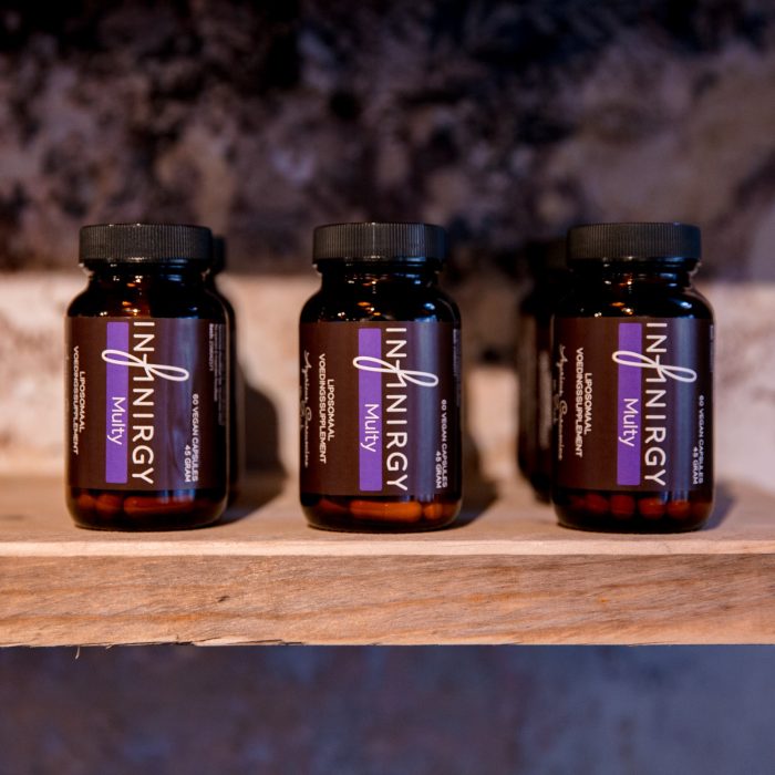 Alternative view of 3 x Multy